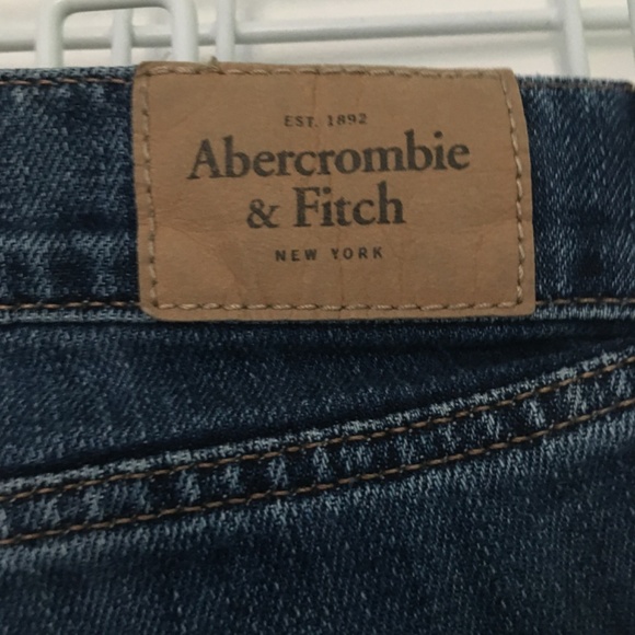 Low waisted flared jeans - Picture 3 of 4